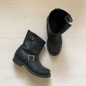 FRYE boots black leather side buckle sz 7